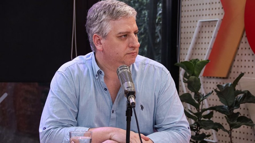 Rodríguez: “El edil Gómez tendría que haber vuelto de inmediato” de China - Entrevista - Aire Rico | DelSol 99.5 FM