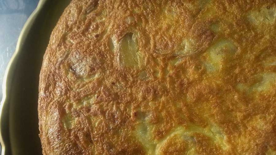 ¿La tortilla de papas es plato principal o acompañamiento? - Sobremesa - La Mesa de los Galanes | DelSol 99.5 FM