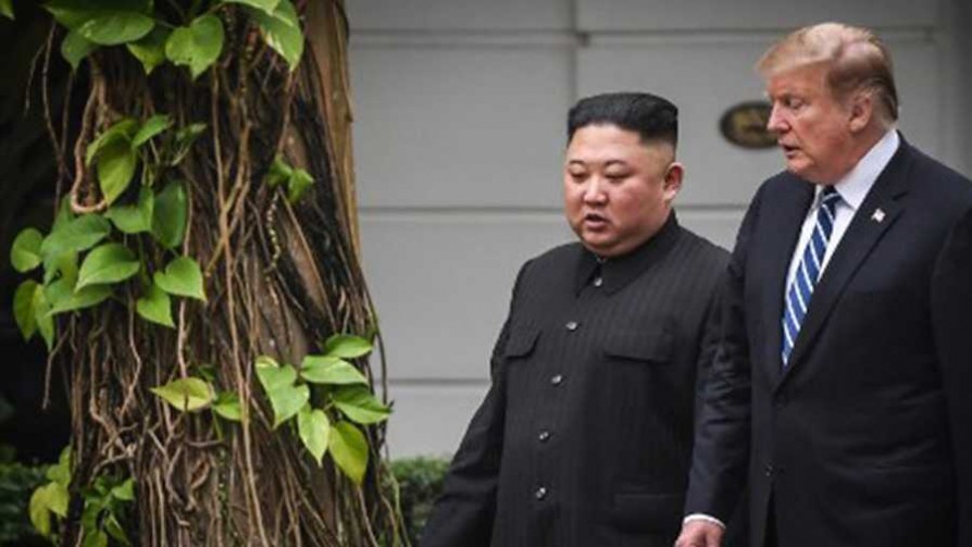 Cumbre “fallida” entre Donald Trump y Kim Jong-un - Titulares y suplentes - La Mesa de los Galanes | DelSol 99.5 FM